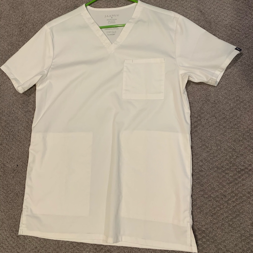 Jaanuu Scrub Top